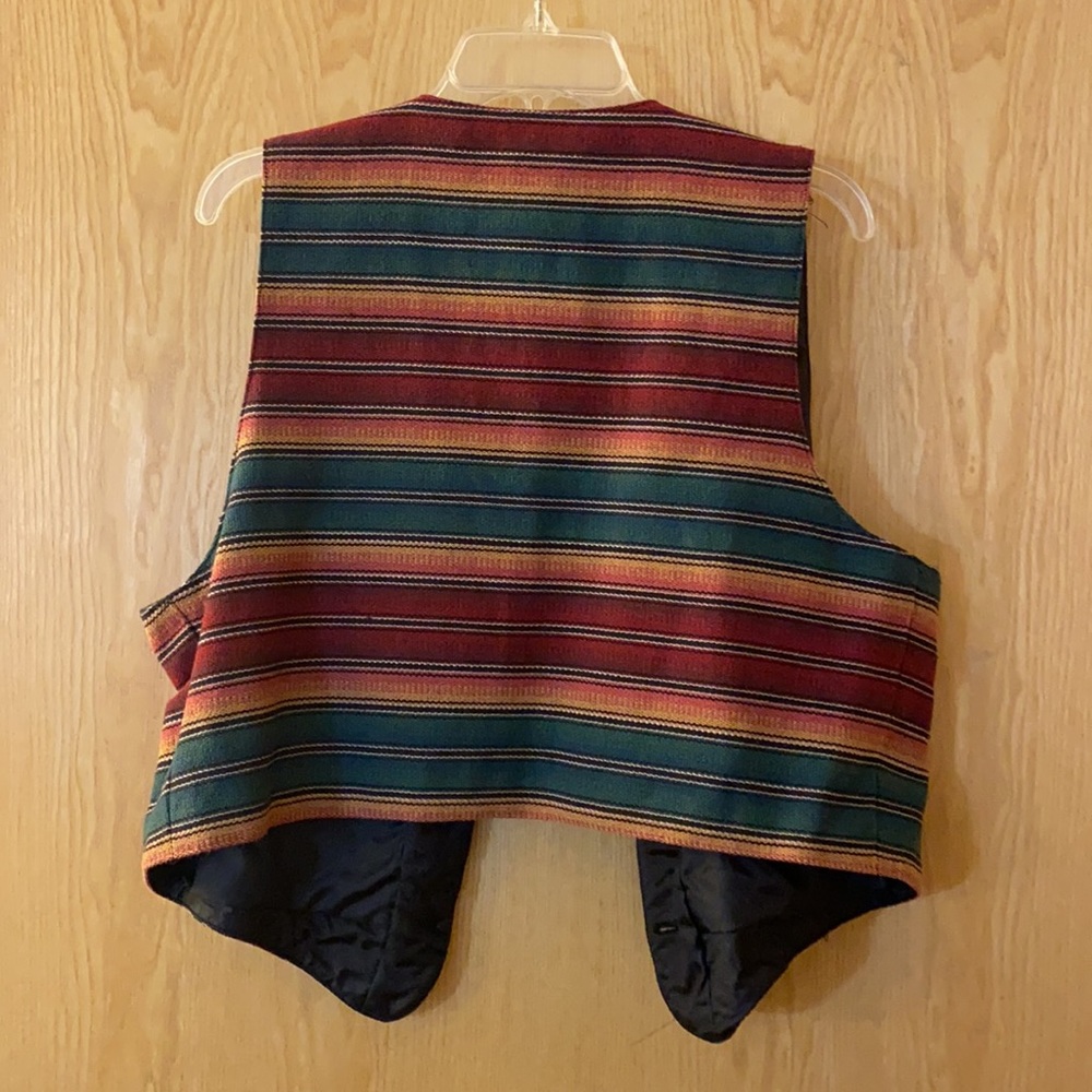 Vest - Picture 2 of 3